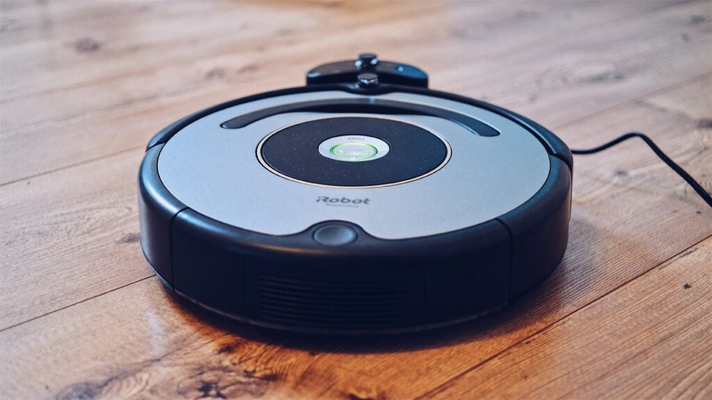 Robotic vacuum cleaner